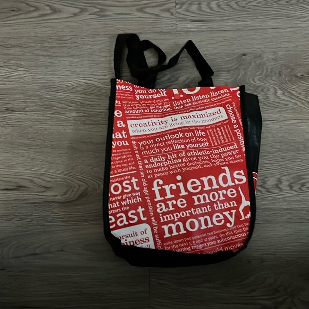 Lulu lemon red blk and white bag